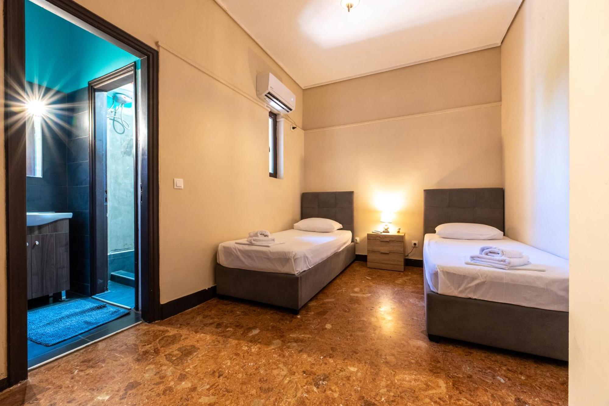 Stone Palace Hotel Near Athen'S Airport Free Shuttle From And To Athen'S Airport Spáta Eksteriør billede