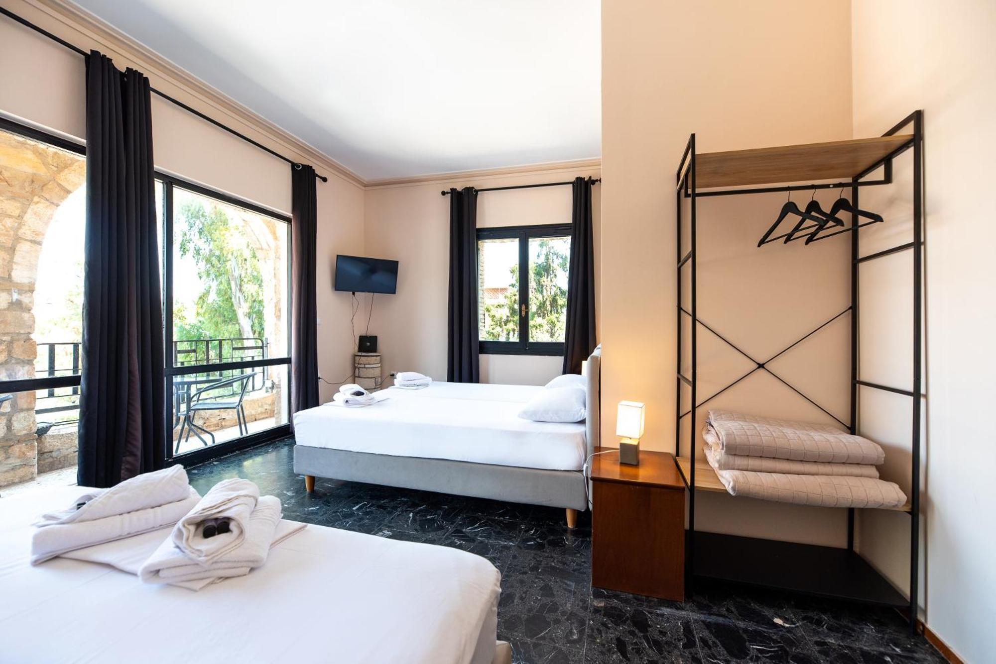 Stone Palace Hotel Near Athen'S Airport Free Shuttle From And To Athen'S Airport Spáta Eksteriør billede
