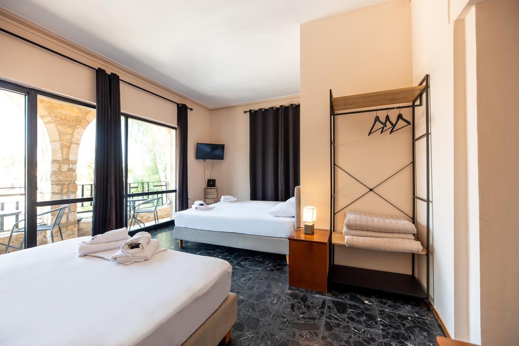 Stone Palace Hotel Near Athen'S Airport Free Shuttle From And To Athen'S Airport Spáta Eksteriør billede