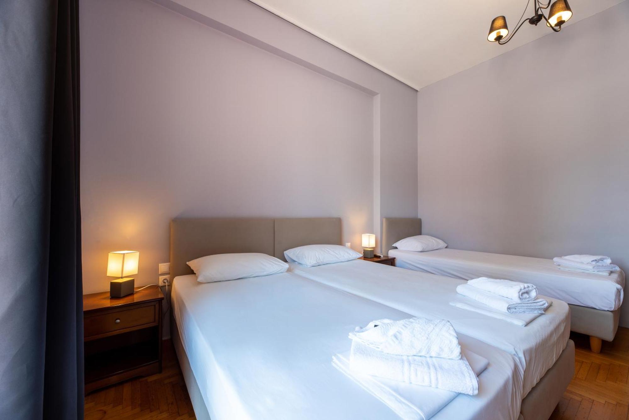 Stone Palace Hotel Near Athen'S Airport Free Shuttle From And To Athen'S Airport Spáta Eksteriør billede
